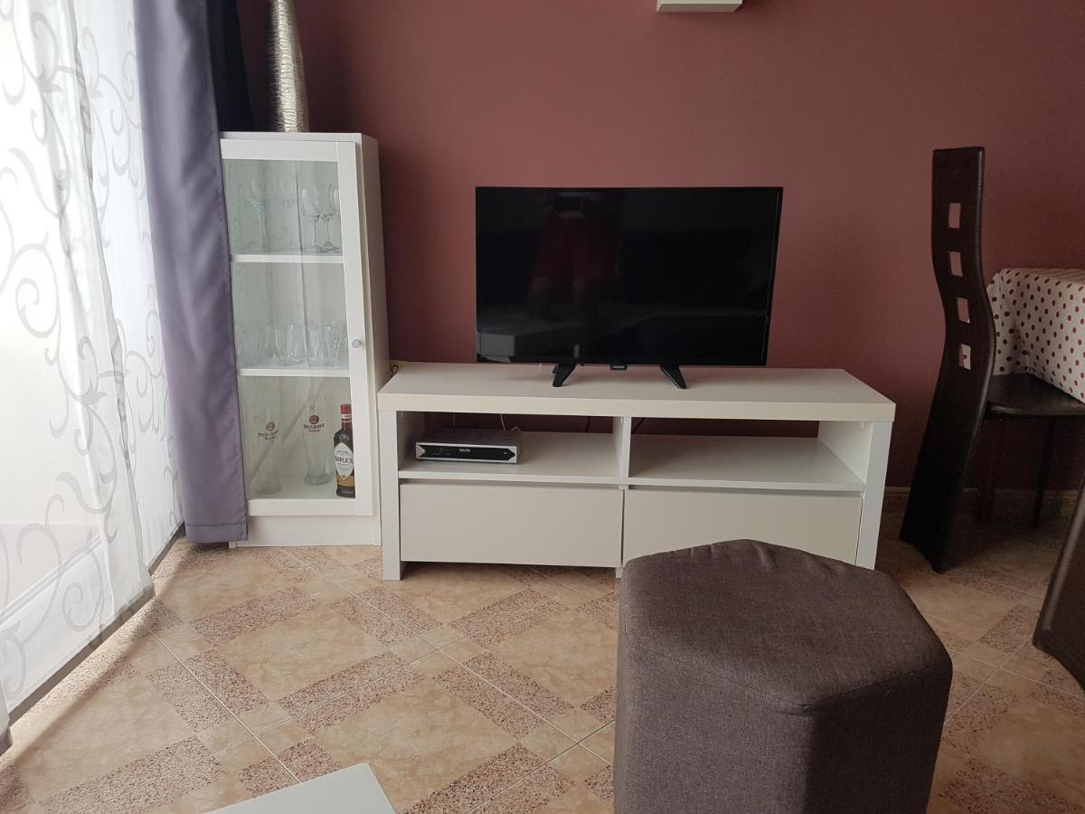 Vila Nives Podgora Exterior foto
