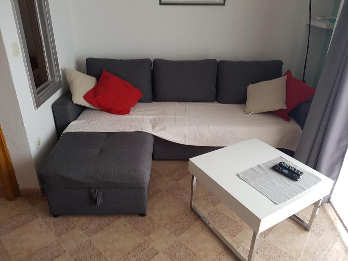 Vila Nives Podgora Exterior foto